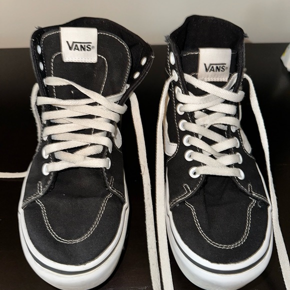 Hi-Top Vans (women’s 7) - Picture 2 of 5